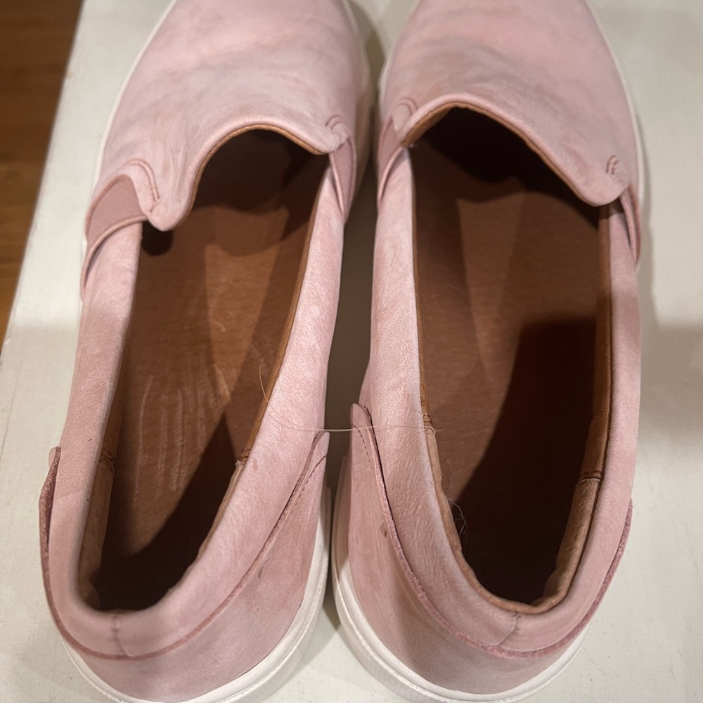 Suede, worn twice - Picture 4 of 4